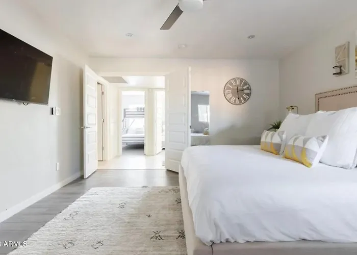 Resort-style Old Town Retreat Heated Pool &